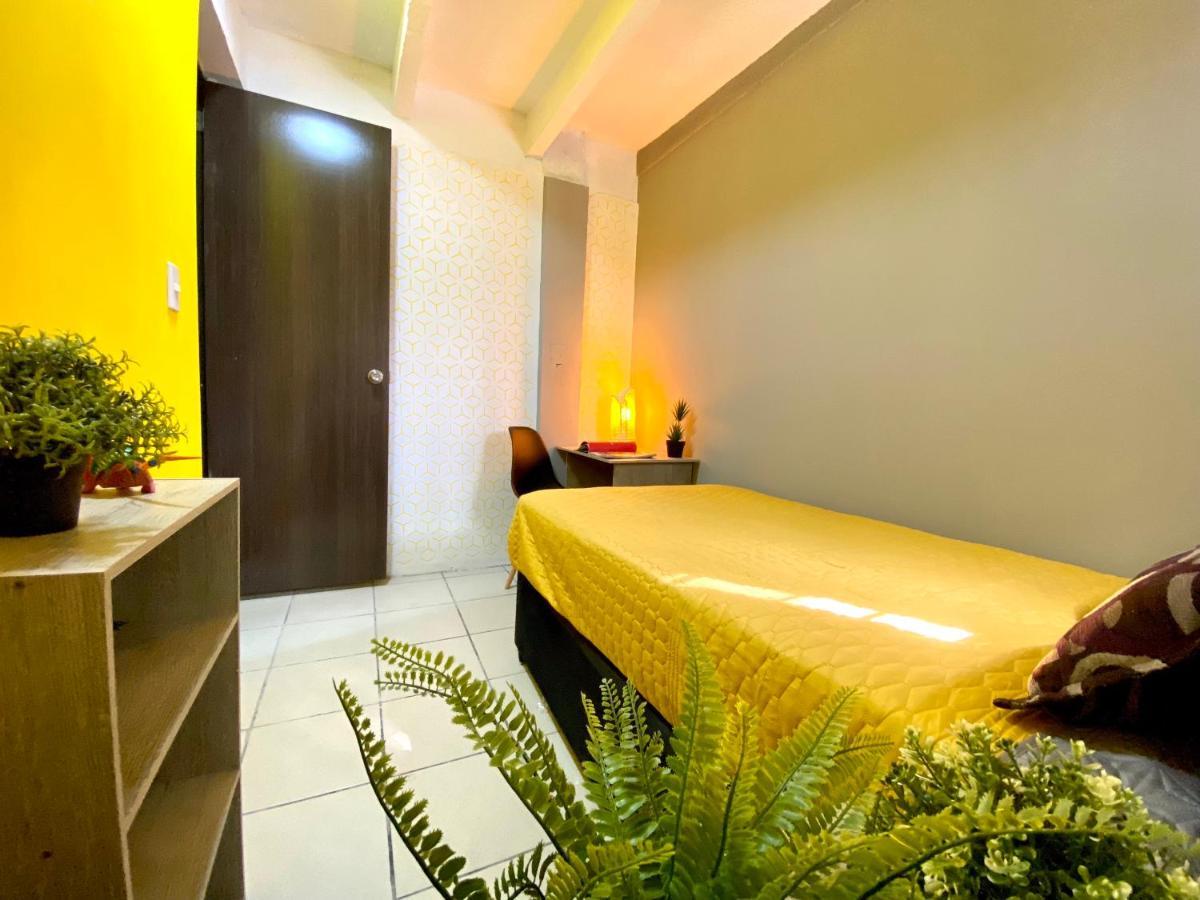 Roomies Hostel - Santa Maria La Ribera مدينة مكسيكو المظهر الخارجي الصورة