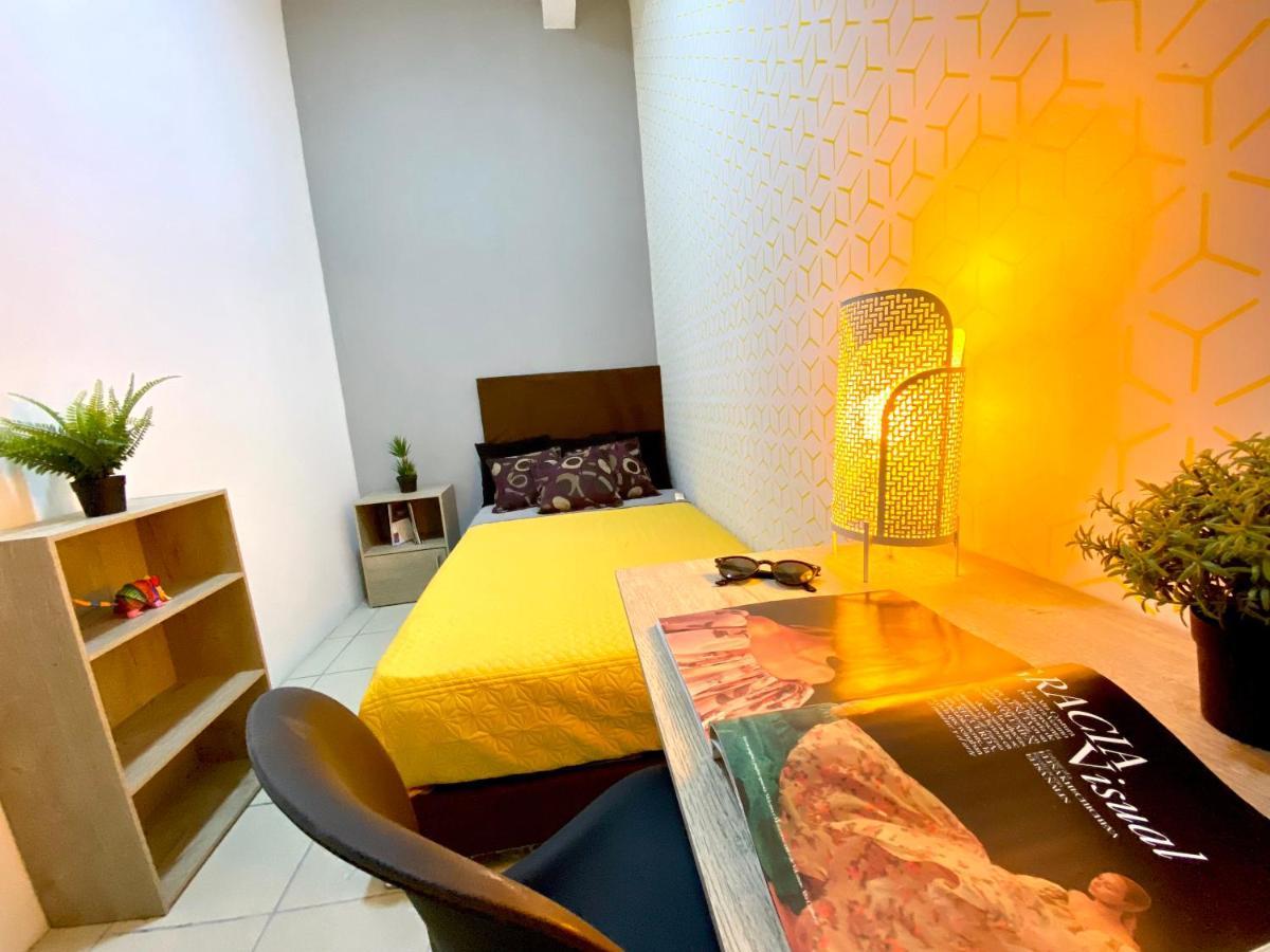 Roomies Hostel - Santa Maria La Ribera مدينة مكسيكو المظهر الخارجي الصورة